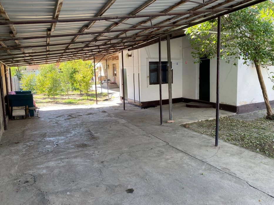 Продаю дом в хорошем месте