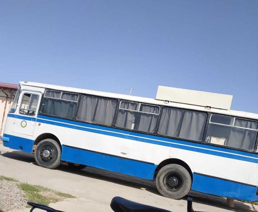 Laz 695N avtobus