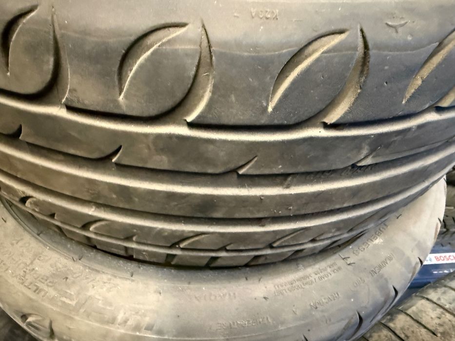 Летни гуми Petlas Velox Sport 235/40/19 (235/40 ZR19 96Y)