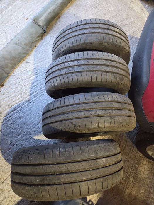 Goodyear Efficientgrip 185/60 R14