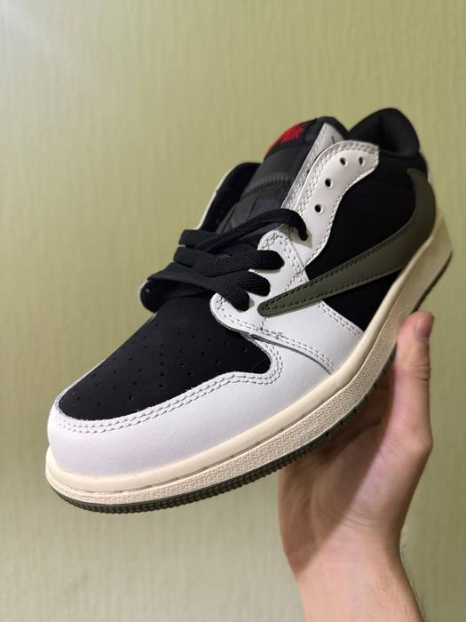 Nike Air Jordan 1 Low TS