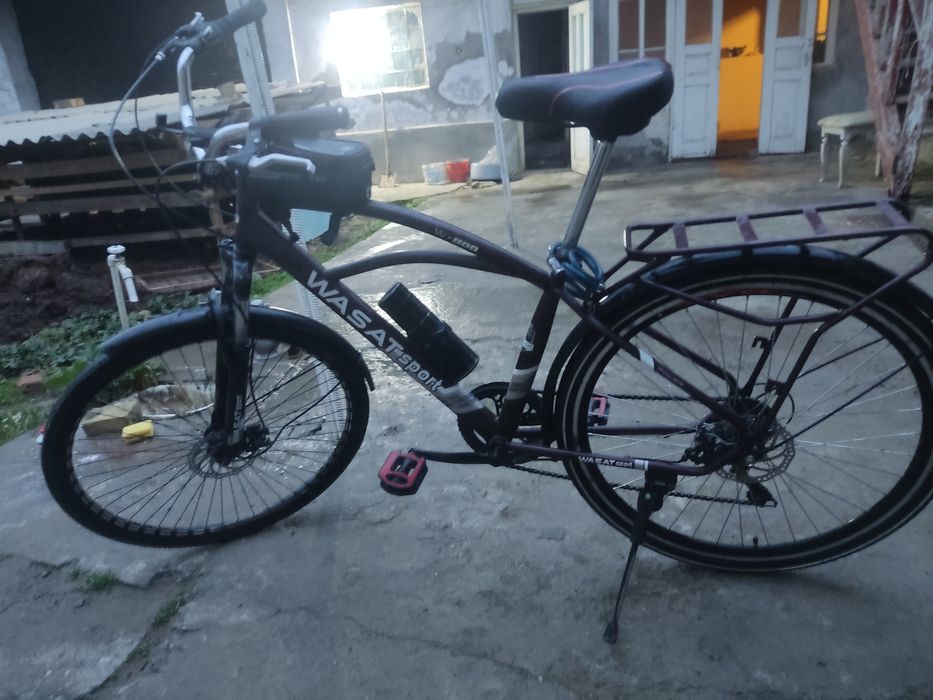 SROCHNA. Vosapid sotiladi hali yangidek kami bor