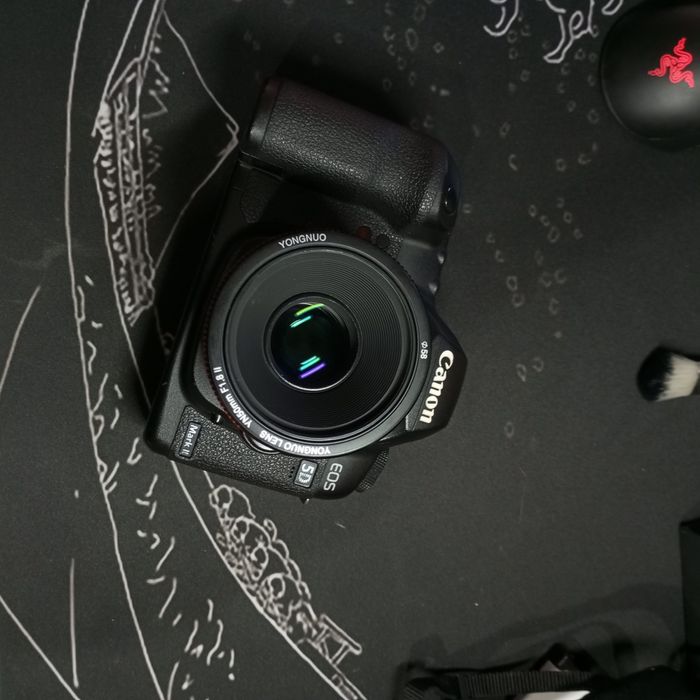 Фотоапарат Canen 5D mark 2