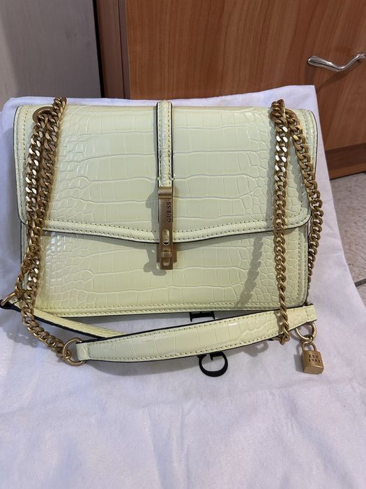 Guess чанта лайм