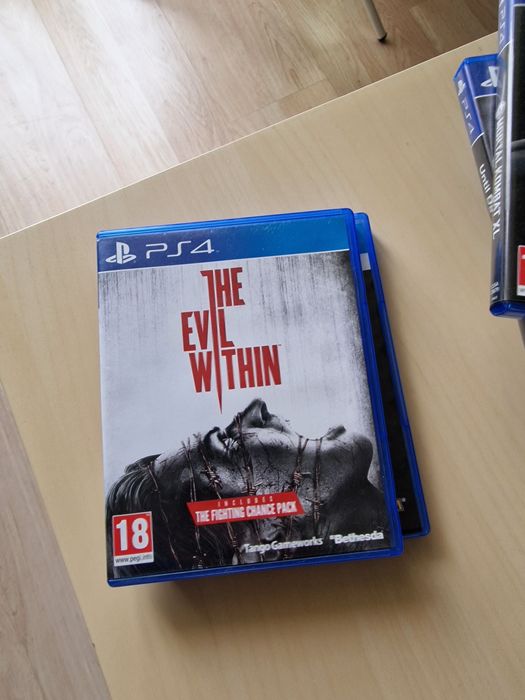 Sony playstation 4 PS4