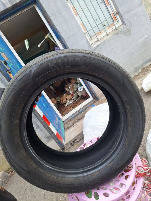 Продам KUMHO резину