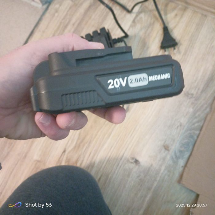 Ъглошлайф, бормашина, батерия, зарядно  Mechanic нови