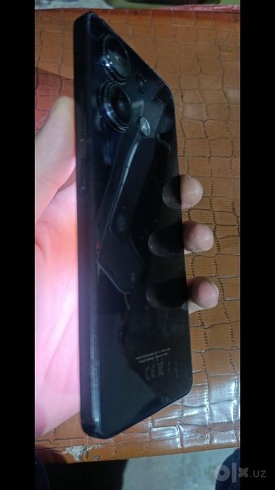 Продам redmi note 13 8 256g