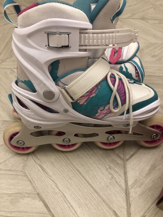 Продам роликовые коньки