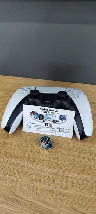 Curatare revizie laptop unitate PC Playstation ps5 ps4