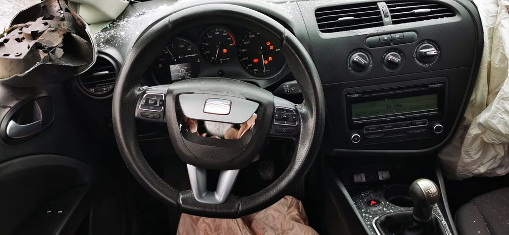 Volan seat leon piele și comenzi volan