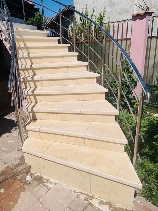 Montez Travertin, Granit, Marmură, Trepte, Gresie și Faianță. Renovari apartamente,vile,case ,spatii comerciale.