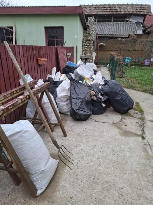 Ridic debarasez moloz și deseuri din construcții