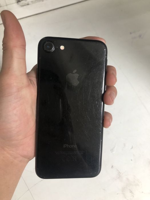 Продам/обмен айфон 7 128гб