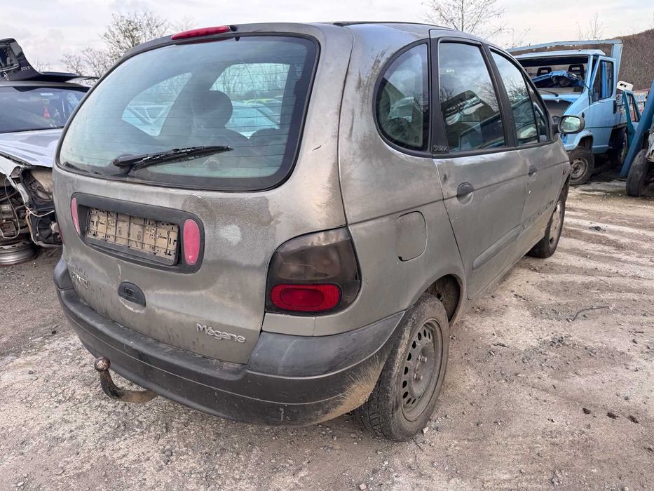 Renault megane scenik 1.6 1997г. На части.