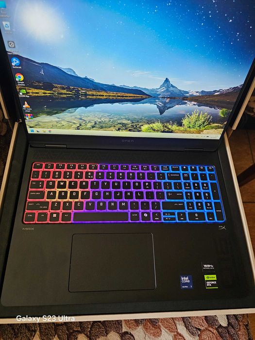 Лаптоп HP Omen max 16