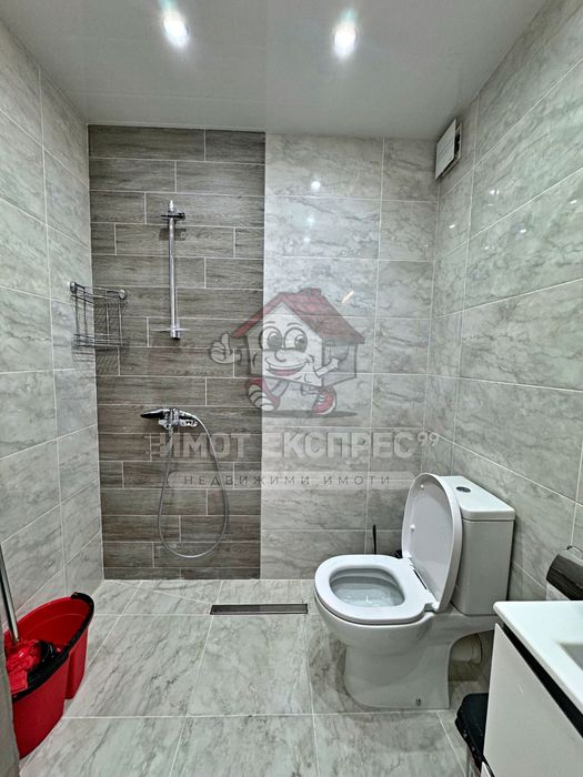 Дава се под наем Двустаен апартамент в Асеновград - 60 кв.м за 398.82 € - Снимка #16