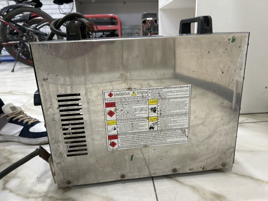 Сварочный аппарат AL-KO FEATBOSS