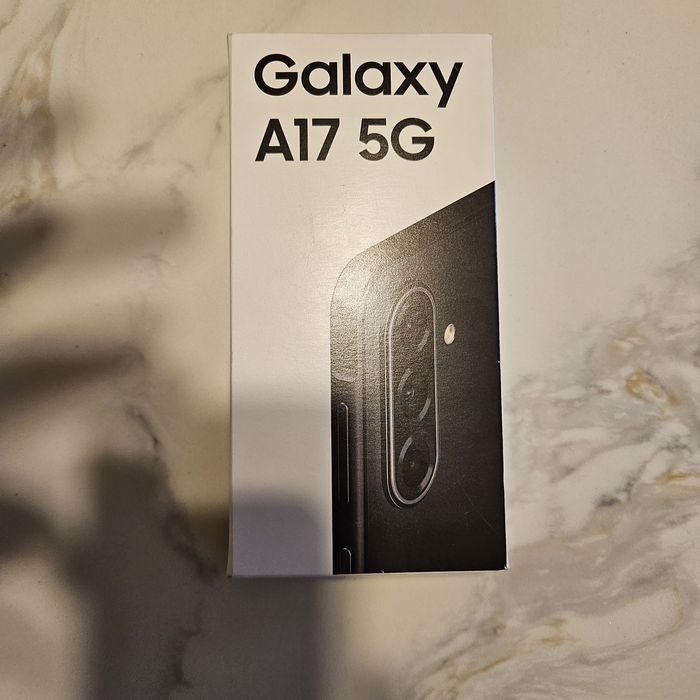 Vand telefon Samsung Galaxi A 17 Nou