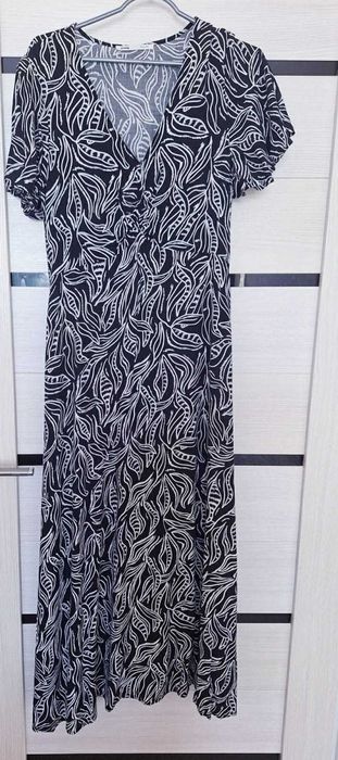 Продам несколько пакетов одежды и обуви