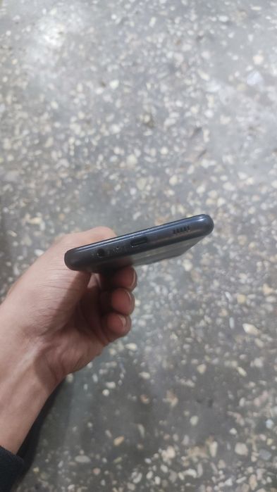 Samsung M12 sotiladi