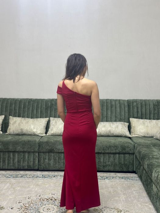 Вечернии  платья.