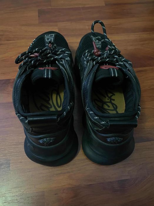 Versace Chain Reaction