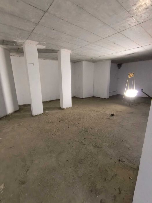 Продавам търговски обект в центъра на гр. Перник