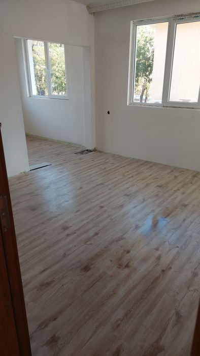 Продавам етаж от къща в кв. Галата, Варна