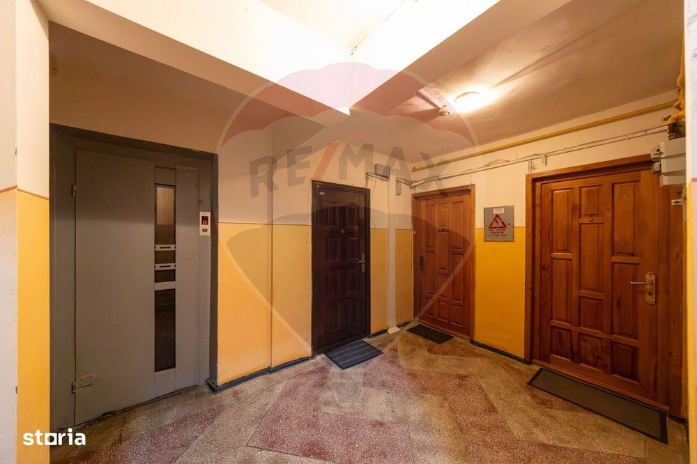 Apartament 3 camere | Vedere Lacul Noua