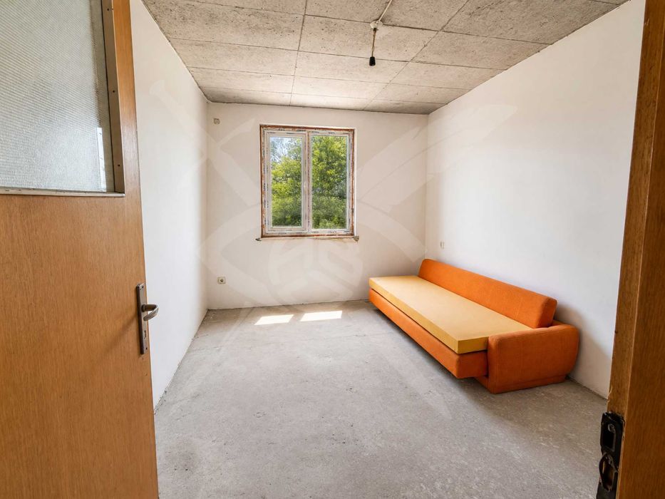 Продава се Къща в Българово - 200 кв.м за 1175 €/кв.м - Снимка #1