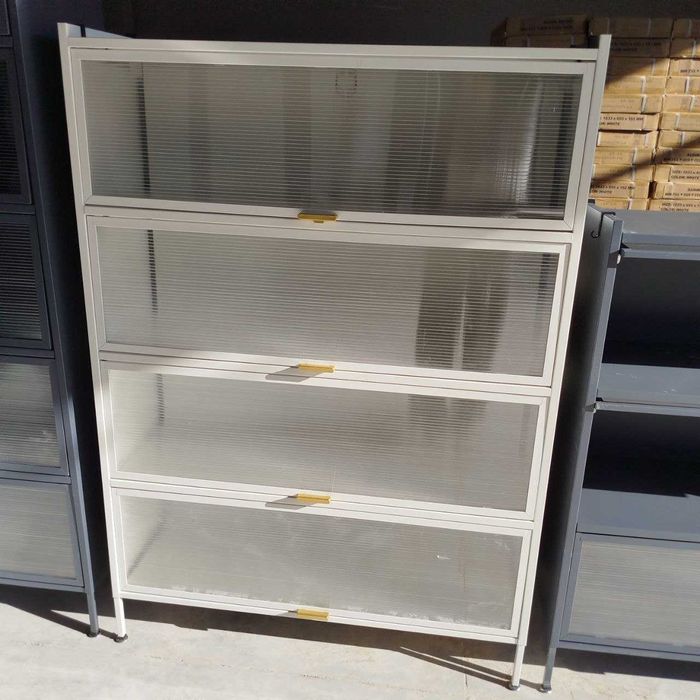 кухонный шкаф/ не проводящий пыль/ с выдвижными дверями/ для кухни