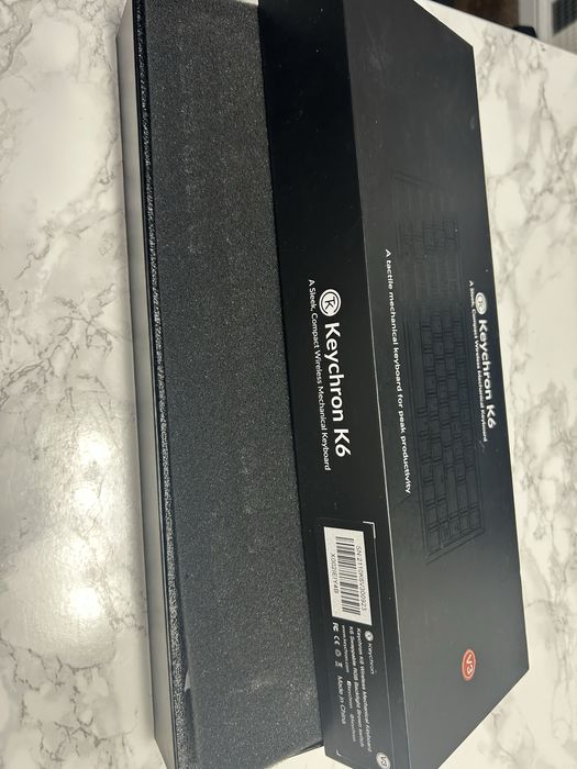 Механична клавиатура Keychron K6 Brown Switch