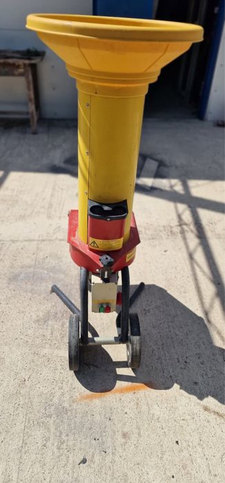 Vand tocator de crengi trifazat Samix 2.2 kw
