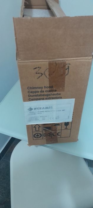 Hota de vânzare PYRAMIS