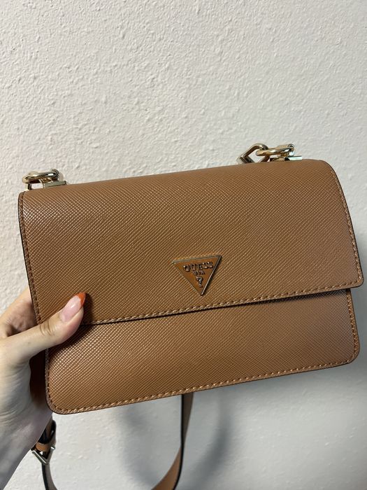 Чанта Guess