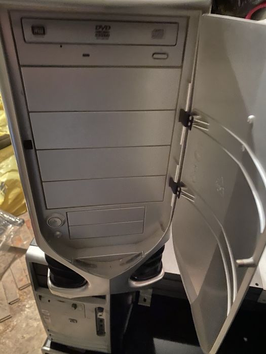 Сървър бох RoHs complian