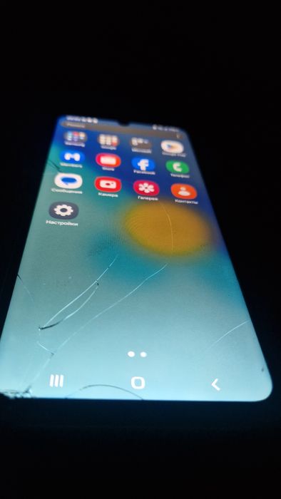 Самсунг гелеси А06