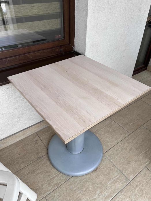 Masă Bistro 66x66 cm, Înălțime 75 cm, Picior Metalic Central