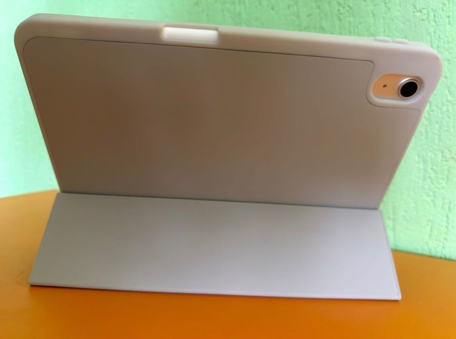 (Неизползван) Apple iPad 11 (A16, Silver, 256 GB) + Apple Pencil + калъф