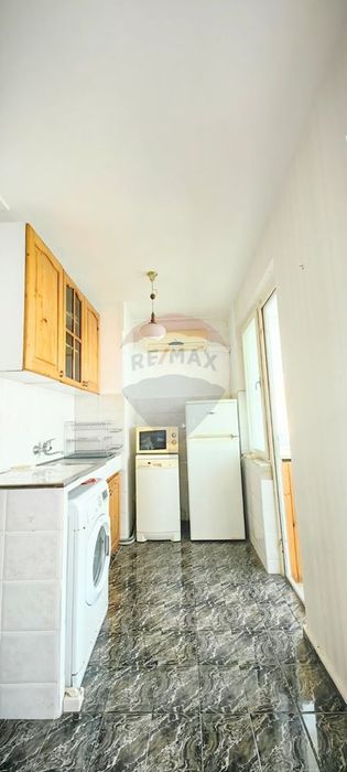 Обзаведена панелна гарсониера под наем, кв."Възраждане", гр.Варна, ЙГ