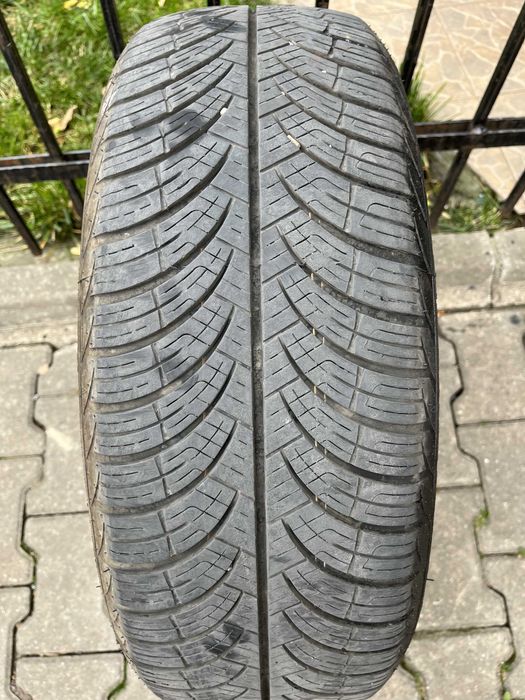 Anvelope vara si all season 205/55/R17