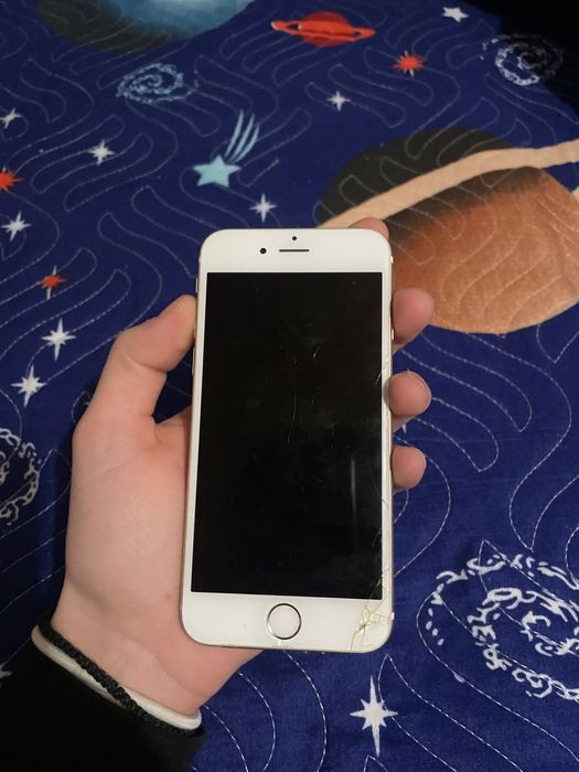 Vând/Schimb 3 iphone