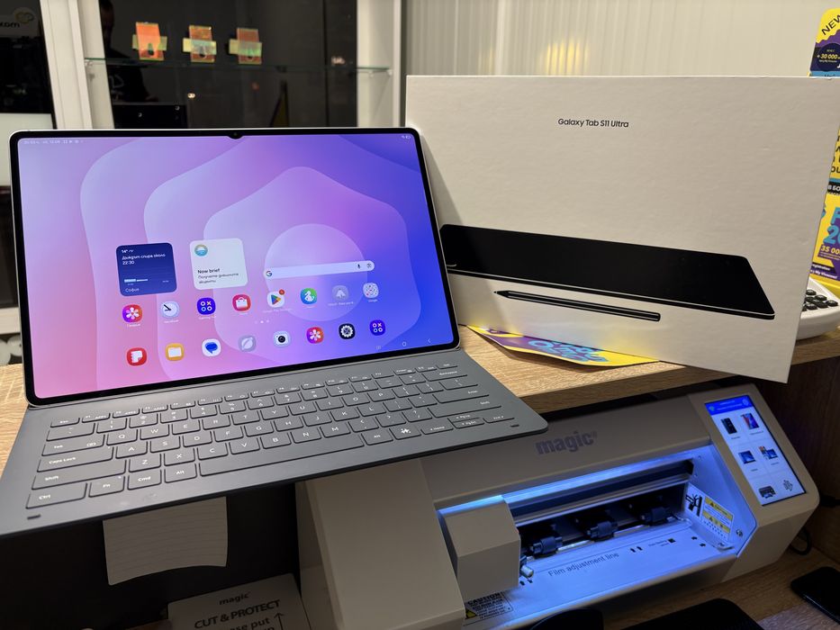 Samsung Galaxy Tab S11 Ultra 256gb+клавиатура подарък