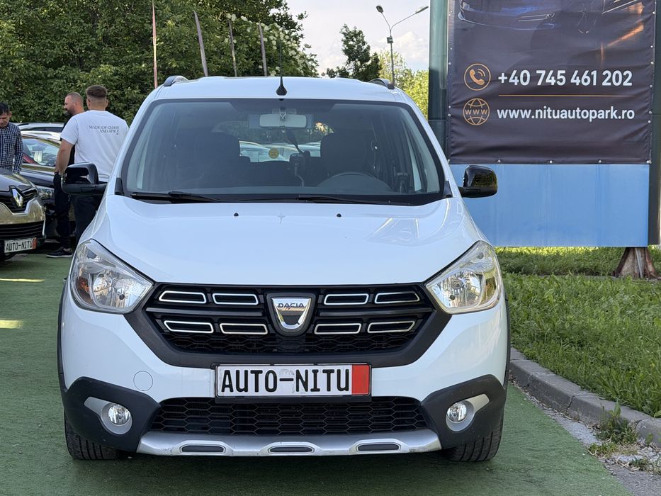 DACIA Lodgy 2021 — imagine 2