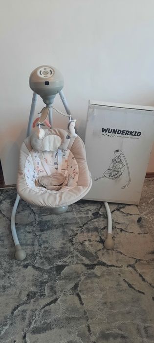 Leagan electric Wunderkid Side cu telecomanda  si conectare la priză