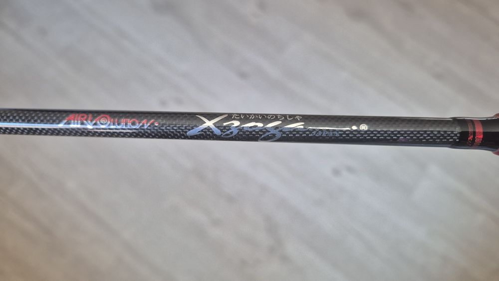 Combo spin Xzoga Airvolution Finesse 710L si Daiwa Luvias Airity 2500