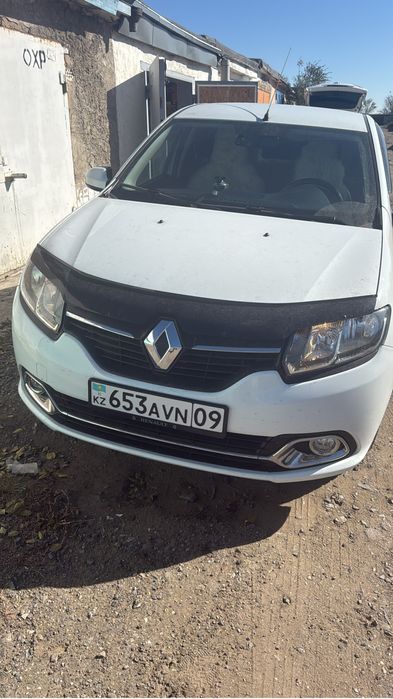 Продам автомобиль Рено Логан