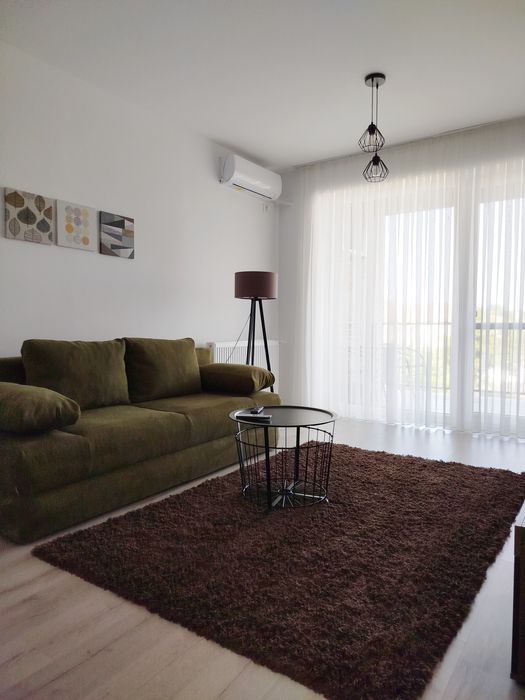 Apartament de inchiriat 2 camere +loc parcare -Prima Universității