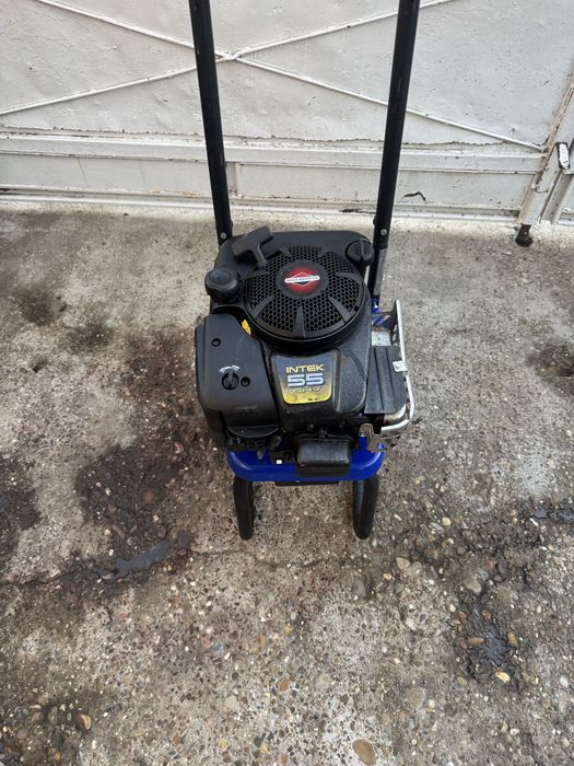 Camping cort  generator endress ese 2700 bs-v